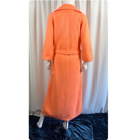 Vintage 60’s 70’s ‘Sears’ Long Fuzzy House Coat in Day Glow Orange Pink • XS/S - Picture 7 of 10